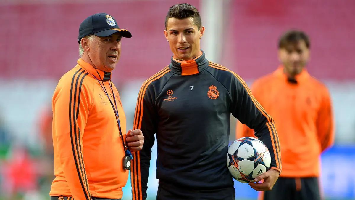 Anshuai : Cristiano Ronaldo atteindra certainement les 1 000 buts. J'espère qu'il n'oubliera pas de m'inviter à célébrer cette étape importante.