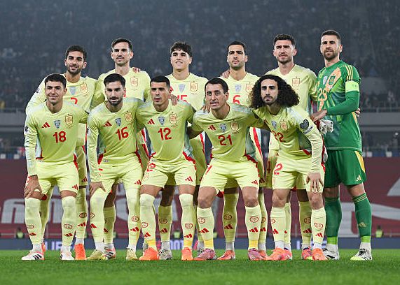 Lors d'une confrontation directe au prochain tour, l'Espagne se qualifiera pour la Coupe du monde sans perdre 7 buts contre la Turquie.