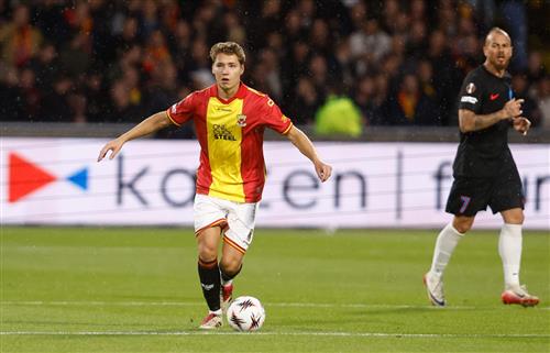 Attaquants Eagles contre FCSB