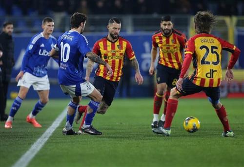 Côme contre Lecce