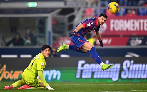 Bologne contre Monza