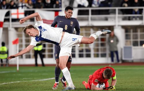 Finlande contre Angleterre