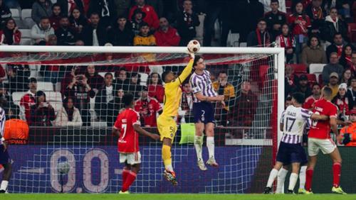 Benfica contre Toulouse