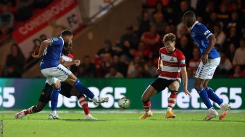 Doncaster Rovers contre Everton
