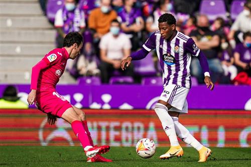 Almería contre Valladolid