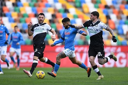 Naples contre Udinese