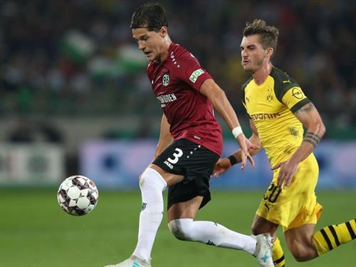 Hanovre 96 contre Borussia Dortmund