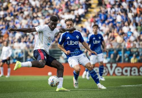 Côme contre Cagliari