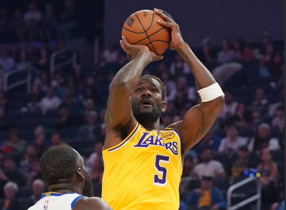 Ayton parle de matchup : C'est comme combattre un monstre. Le garder nécessite que toute l’équipe travaille ensemble.