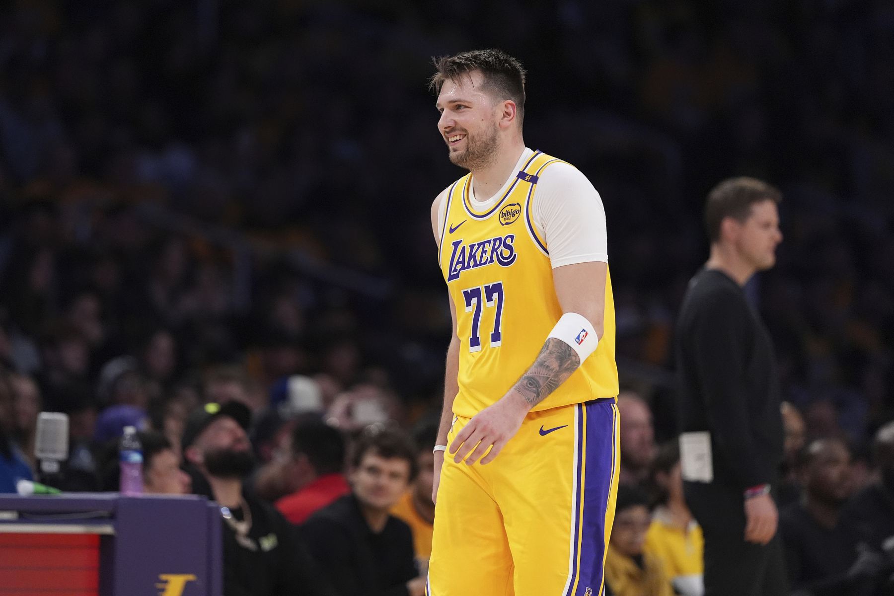 Doncic : Dallas sera toujours ma maison, mais je me concentre sur les Lakers en ce moment