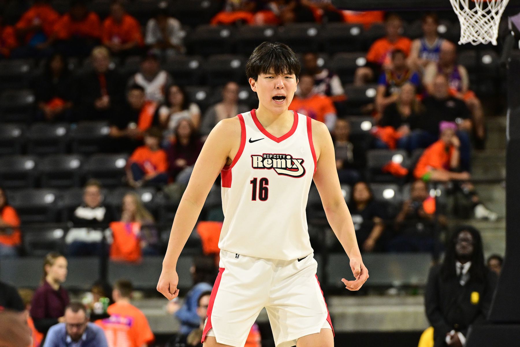 Journaliste américain : Yang Hansen retournera à Portland pour rejoindre l'équipe après la fin du road trip des Trail Blazers